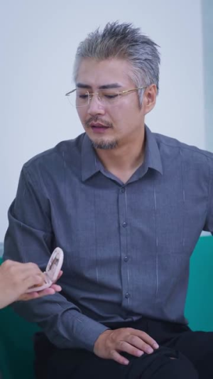 三个女儿把老妈宠翻天（34集）短剧免费看全集