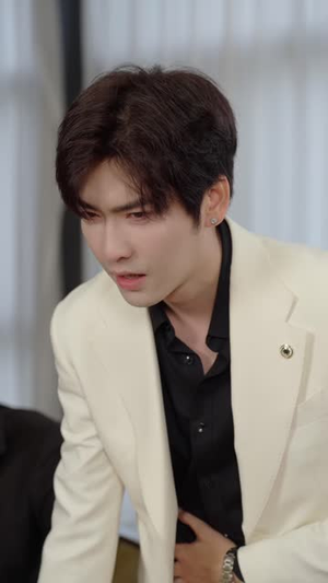 偏执大佬总想独占我（79集）红果短剧看全集