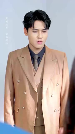 她踏星河而来（70集）短剧介绍