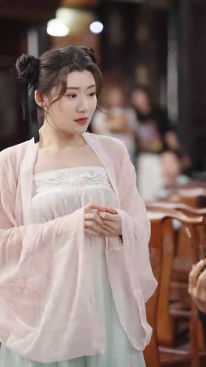 被师傅赶下山的我意外成为大明星（68集）短剧免费看