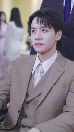 双面伊人（34集）最新热播短剧