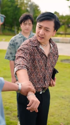 我的教师父亲竟是大佬（47集）火爆热门短剧