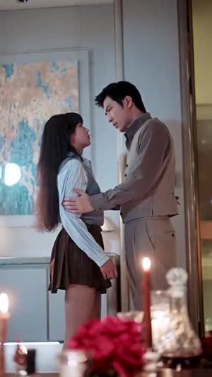 愿以白云初见君（80集）爆款热门短剧