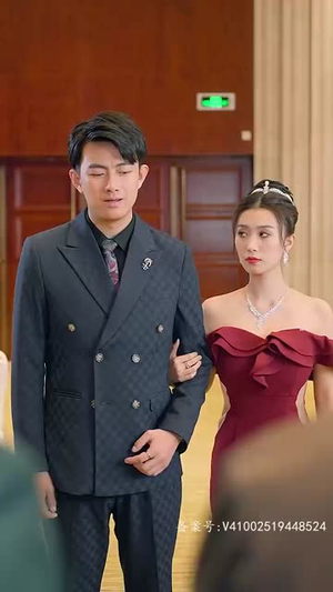 封神之太阴圣皇（80集）热门短剧大全