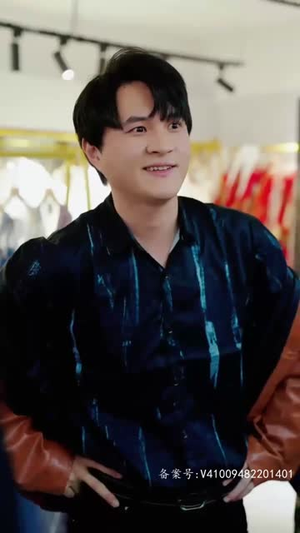 新：贬值我成了世界首富（96集）新短剧推荐