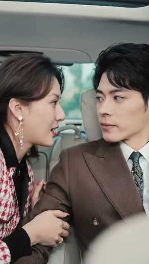 黑料女配霸榜热搜（长篇）追短剧看全集