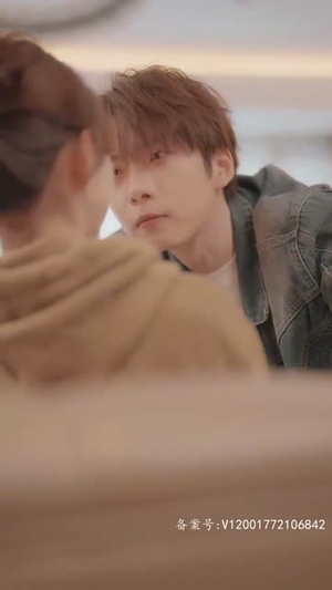 闪婚老公是影帝（93集）免费热门短剧