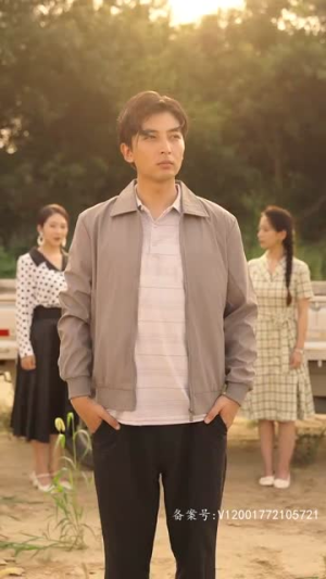 AA再借今生（82.集）爆款短剧一起追