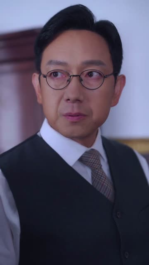 墙外桃花墙内血（34集）追风的女孩短剧