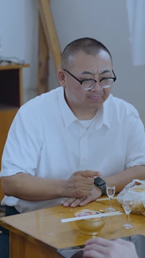 糟了将军穿越到船厂搬砖了（38集）好看又上头短剧