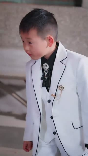 远嫁后初二回娘家（35集）夸克在线观看