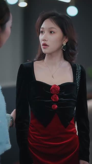 轻拥他的月亮（100集）短剧在哪里看