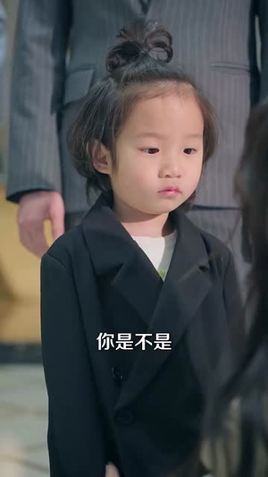 他的亿万谎言（99集） 女主谁演的