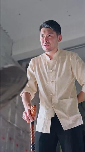 天桥摆摊我捡了个纨绔当老公（79集） 免费观看完整版