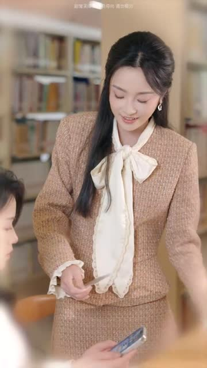 教室里的第三只手（30集）热门短剧排行榜