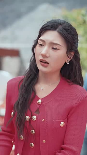 尘埃里的星光（58集）热门火爆短剧