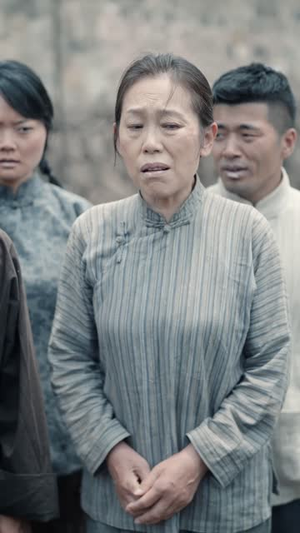 睁眼六零：我带全家顿顿啃排骨（50集）短剧太好看了吧