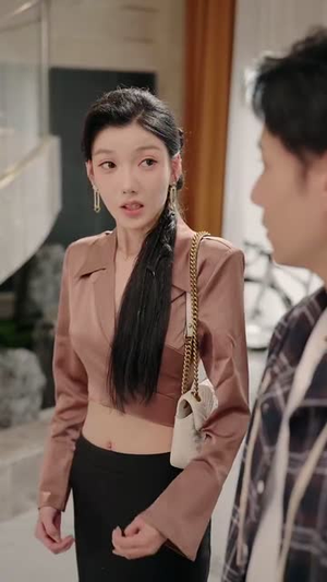 刚分手被姐姐拉去相亲（73集）精彩的网络短剧