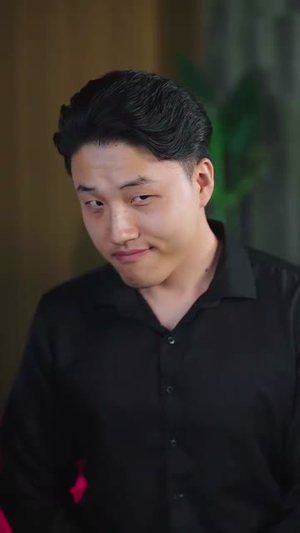 开局抽奖被姐姐们宠上天  (80集)越看越好看短剧