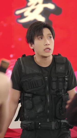 都市巨擘我的手机兑换万物 (62集)无需会员轻松看