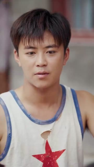 重生年代我有空间缺粮不慌（104集）最新上映的短剧