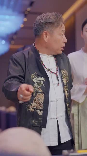 点石成金刀刀爆开帝王绿（74集）免费热门短剧