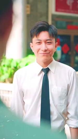 鉴宝黄金瞳（102集）热门短剧排行榜