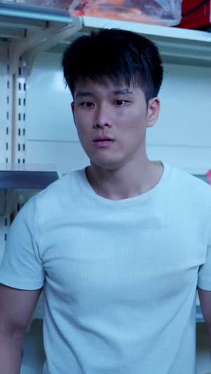 81号便利店（32集）最近很火的短剧