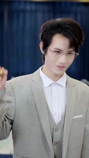 重生一次，我才不是你的备选项（54集）短剧在线观看