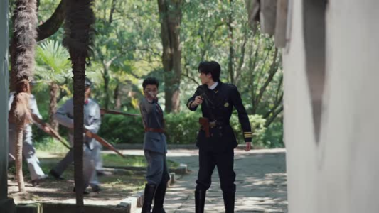 裂焰（50集）热门短剧推荐。