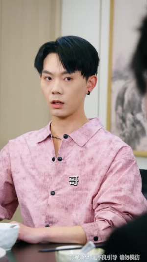 献祭后他踏着深渊归来（61集）热播短剧推荐