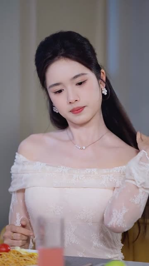 拒绝高冷女神后，绑定被骗成真系统（70集）在线看