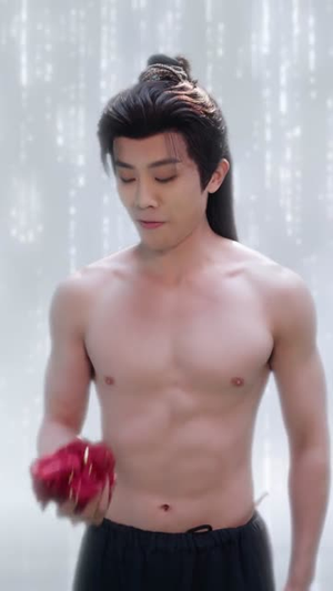 刚穿越就洞房，我靠泡面换战马（80集）全剧看到大结局