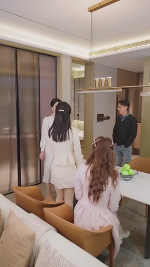 惊!下山千金是满级玄学大佬(80集) 惊!下山千金是满级玄学大佬(80集)精彩短剧合集