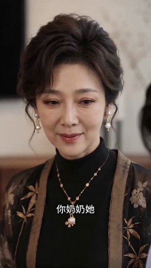离婚后，她带着奖杯震惊娱乐圈（55集）短剧片段推荐